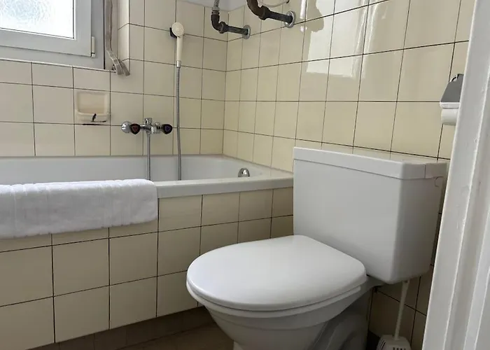 Functional Nearby Opera - Cross 7 취리히